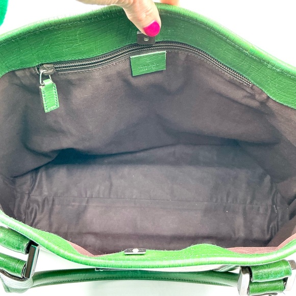 Gucci GG Supreme Tote #1128 - Picture 3 of 5